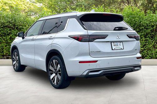 White Diamond 2026 Mitsubishi Outlander SEL 1.5T S-AWC