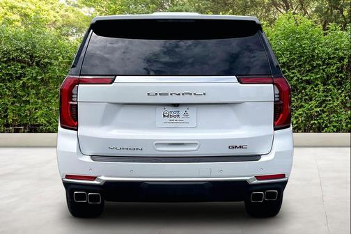 Summit White 2025 GMC Yukon Denali