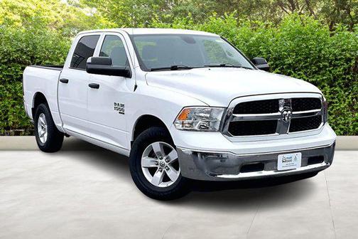 Bright White Clearcoat 2023 RAM 1500 Classic SLT