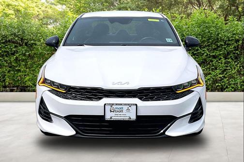 Glacial White Pearl 2024 Kia K5 GT-Line