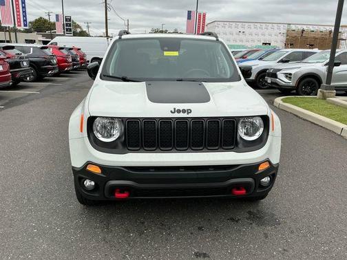 2023 Jeep Renegade Trailhawk