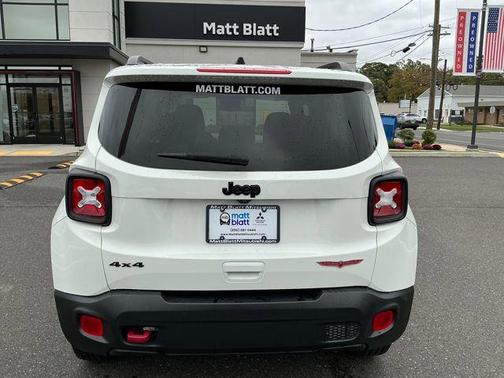 2023 Jeep Renegade Trailhawk