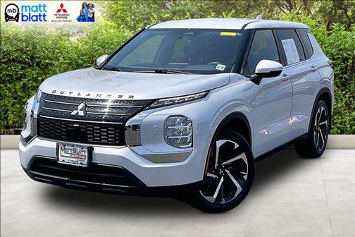 White Diamond 2022 Mitsubishi Outlander ES 2.5 S-AWC