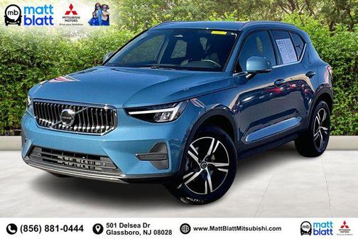2025 Volvo XC40 B5 Core Bright Theme