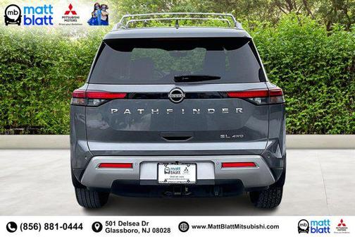 2023 Nissan Pathfinder SL 4WD