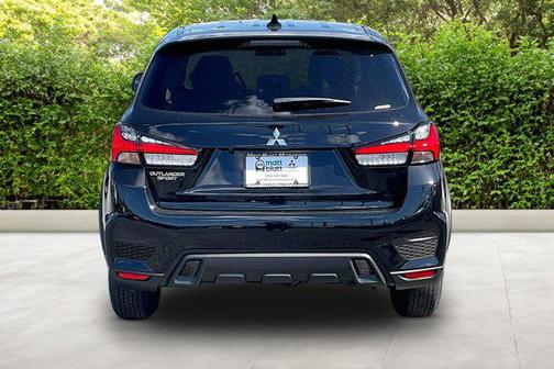 Labrador Black Pearl 2026 Mitsubishi Outlander Sport 2.0 S