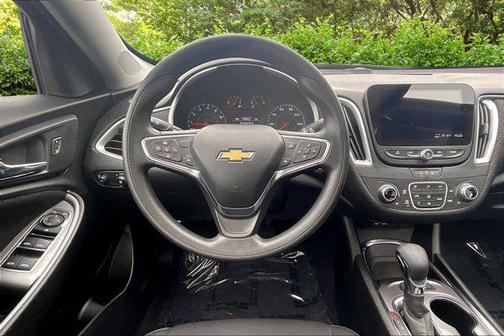 Sterling Gray Metallic 2024 Chevrolet Malibu FWD 1LT