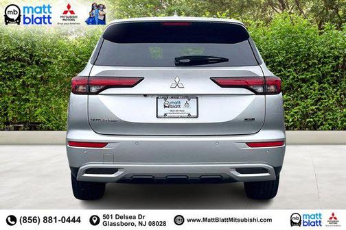 Alloy Silver Metallic 2022 Mitsubishi Outlander SE 2.5 2WD