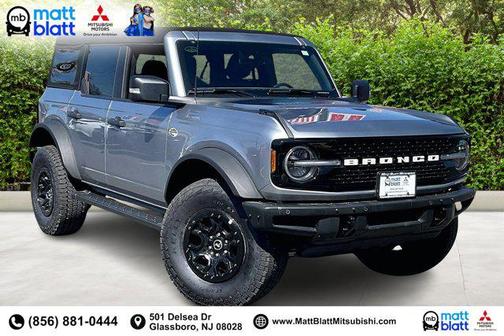 Iconic Silver Metallic 2023 Ford Bronco Wildtrak