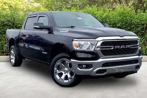 Diamond Black Crystal Pearlcoat 2022 RAM 1500 Big Horn/Lone Star
