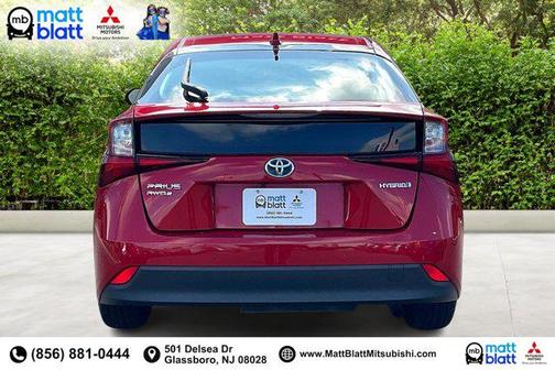 2022 Toyota Prius LE