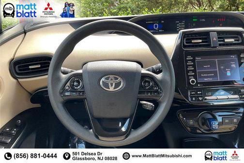 2022 Toyota Prius LE