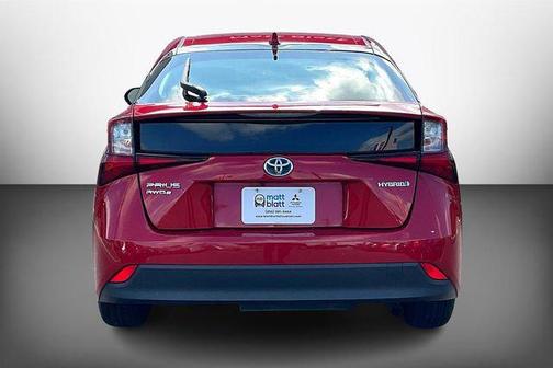 2022 Toyota Prius LE