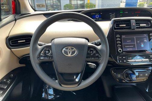 2022 Toyota Prius LE