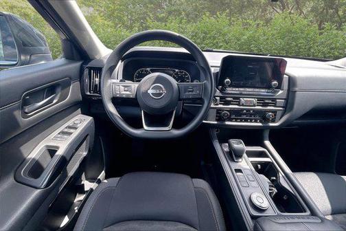 Brilliant Silver Metallic 2023 Nissan Pathfinder S 4WD