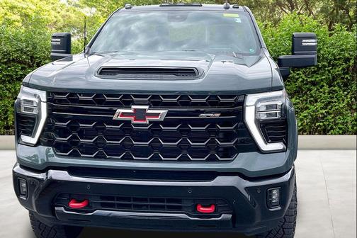 Cypress Gray 2026 Chevrolet Silverado 2500 Crew Cab, Standard Bed, XR2, 4WD