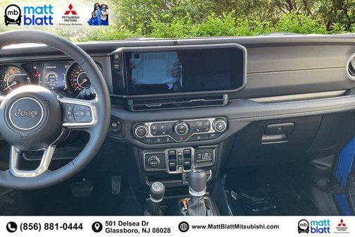 2025 Jeep Wrangler 4-Door Sahara 4x4