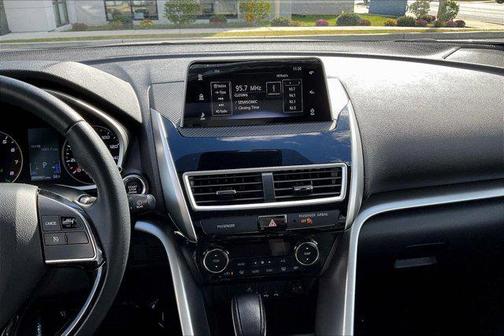 2020 Mitsubishi Eclipse Cross SE