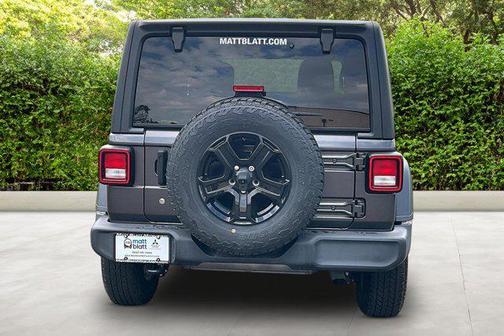 Granite Crystal Metallic Clearcoat 2018 Jeep Wrangler Unlimited Sport