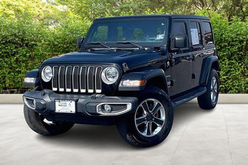 Black Clearcoat 2019 Jeep Wrangler Unlimited Sahara