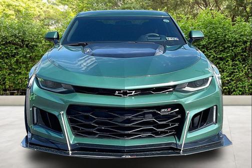 Mosaic Black Metallic 2017 Chevrolet Camaro ZL1