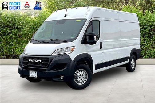 Bright White Clearcoat 2025 RAM ProMaster 2500 Tradesman