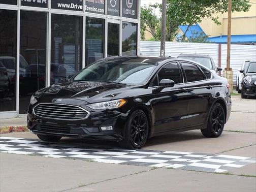 2020 Ford Fusion SE