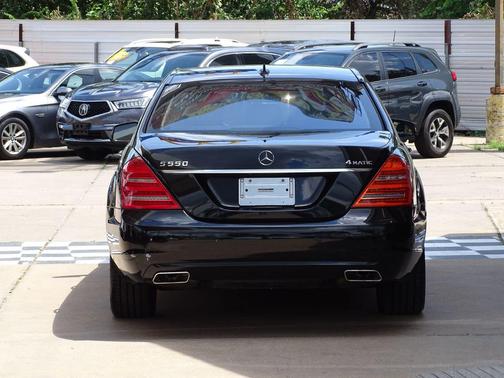 2010 Mercedes-Benz S-Class S 580 4MATIC