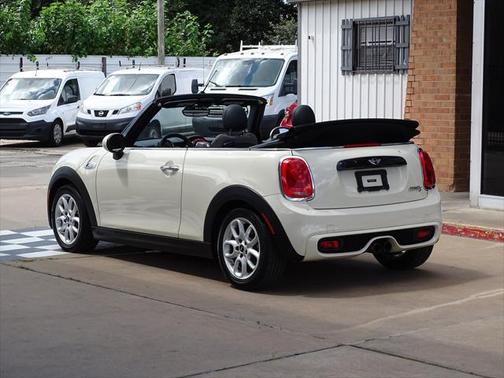 2016 MINI Convertible S