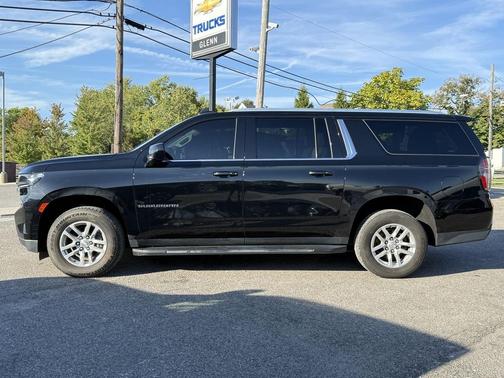 2021 Chevrolet Suburban LT