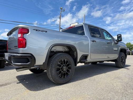 Sterling Gray Metallic 2026 Chevrolet Silverado 2500 Custom