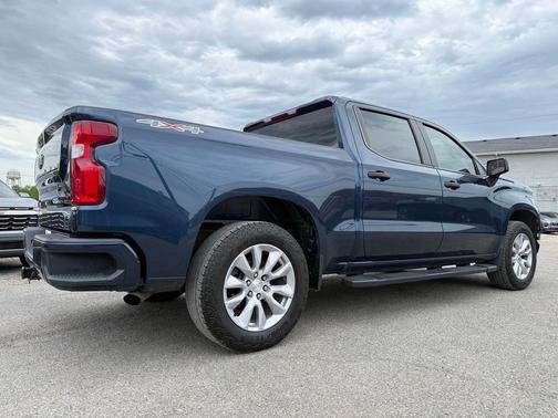 Northsky Blue Metallic 2021 Chevrolet Silverado 1500 Custom