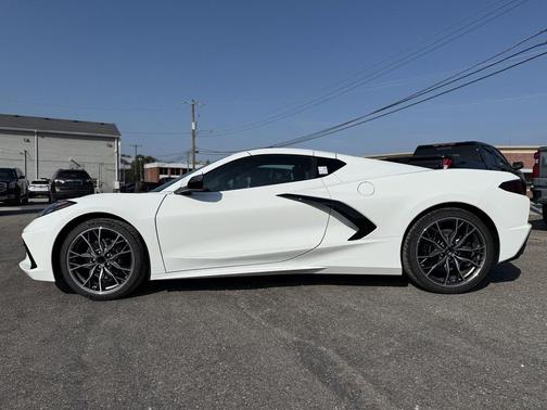 2026 Chevrolet Corvette Stingray w/1LT