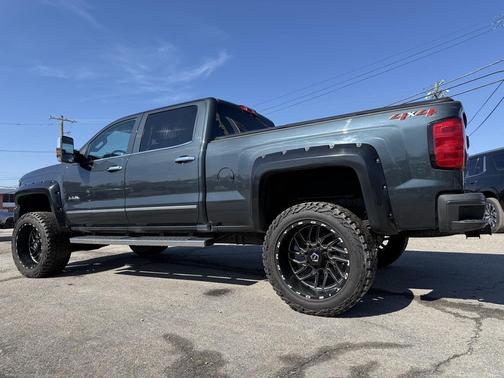 2019 Chevrolet Silverado 2500 High Country