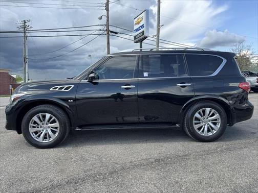 2017 INFINITI QX80 Base