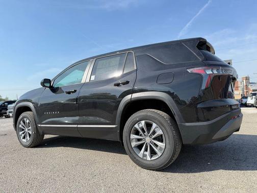 Mosaic Black Metallic 2026 Chevrolet Equinox 1LT