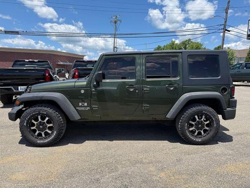 Jeep Green Metallic Clearcoat 2009 Jeep Wrangler Unlimited X