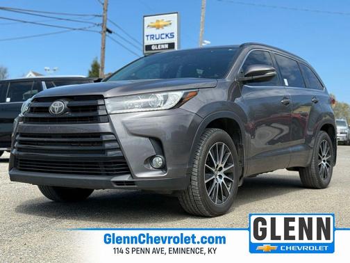 Predawn Gray Mica 2017 Toyota Highlander SE