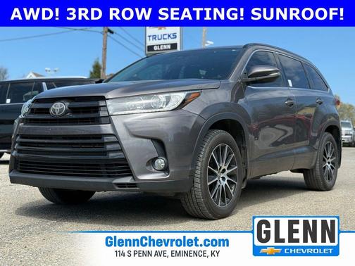2017 Toyota Highlander SE