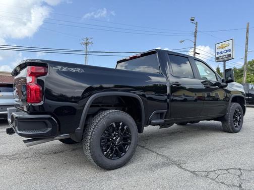 2025 Chevrolet Silverado 2500 Custom