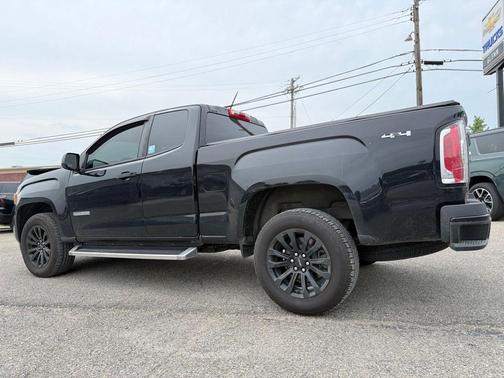 Onyx Black 2021 GMC Canyon Elevation Standard