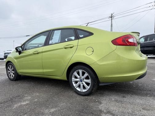 2012 Ford Fiesta SE