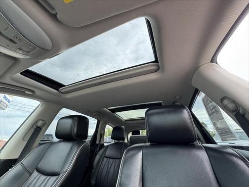 2016 INFINITI QX60 Base