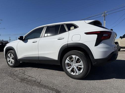 2024 Chevrolet Trax LS