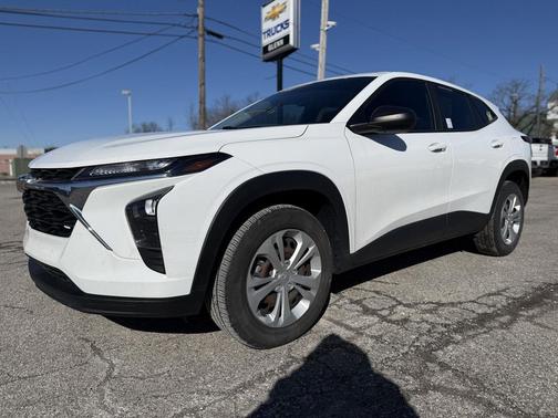 2024 Chevrolet Trax LS