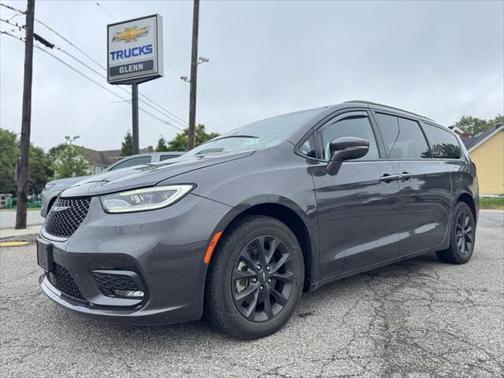 2021 Chrysler Pacifica Touring