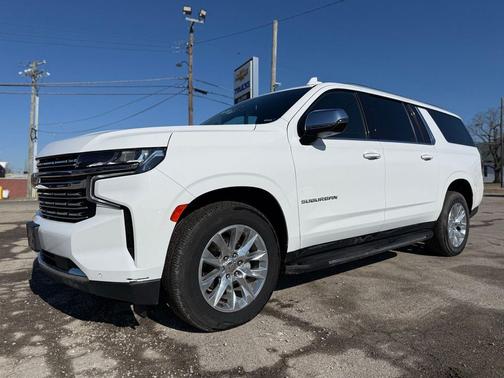 2023 Chevrolet Suburban Premier