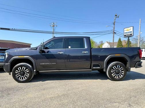 Titanium Rush Metallic 2024 GMC Sierra 3500 Denali