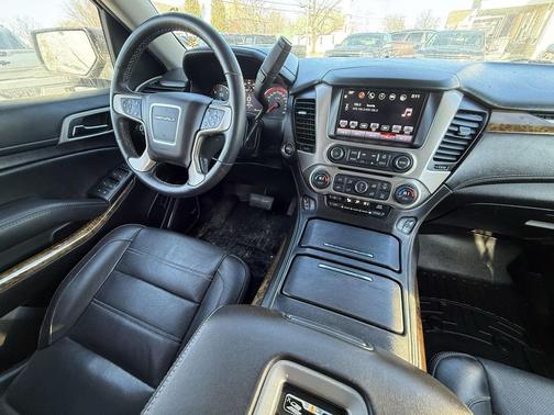 2016 GMC Yukon XL Denali