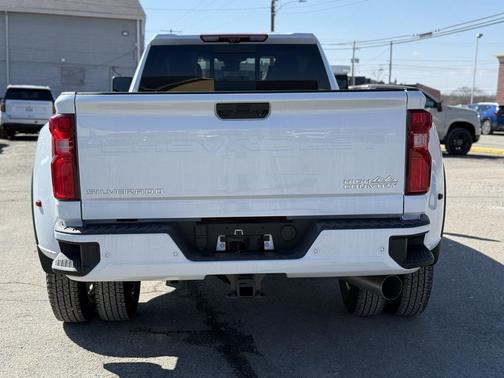 2026 Chevrolet Silverado 3500 High Country